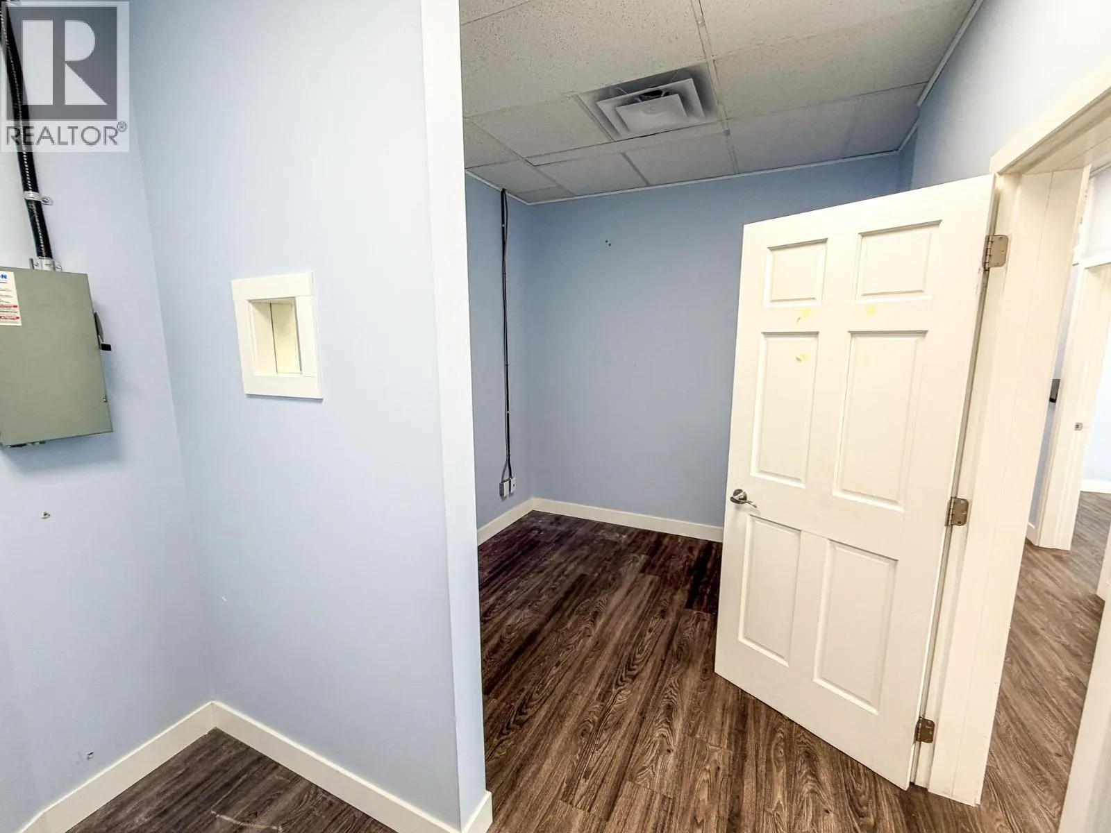 1890 Cooper Road Unit# 209