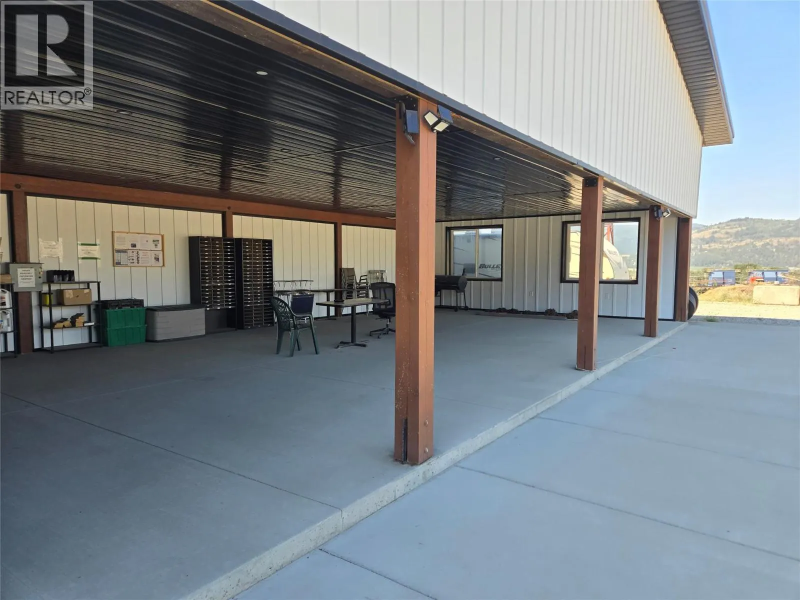 903 Raffan Road