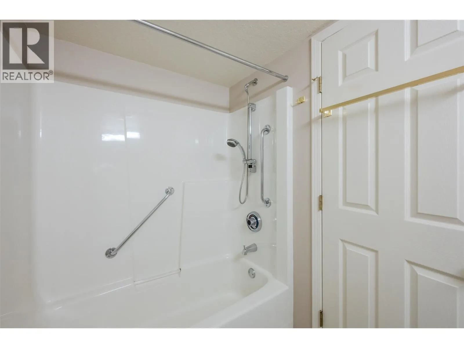 8006 Vedette Drive Unit# 101A