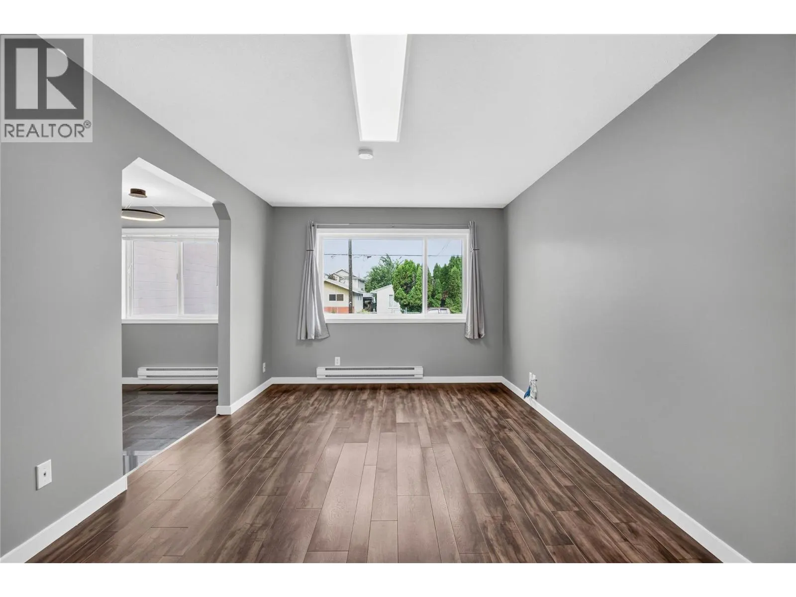 460 Rene Avenue Unit# 101