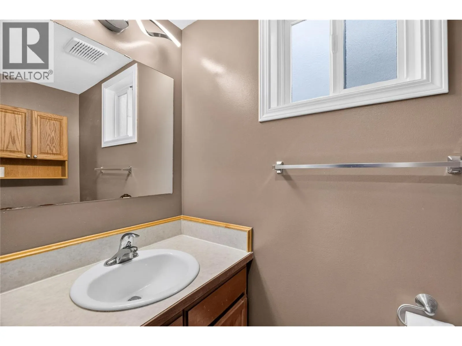 460 Rene Avenue Unit# 101