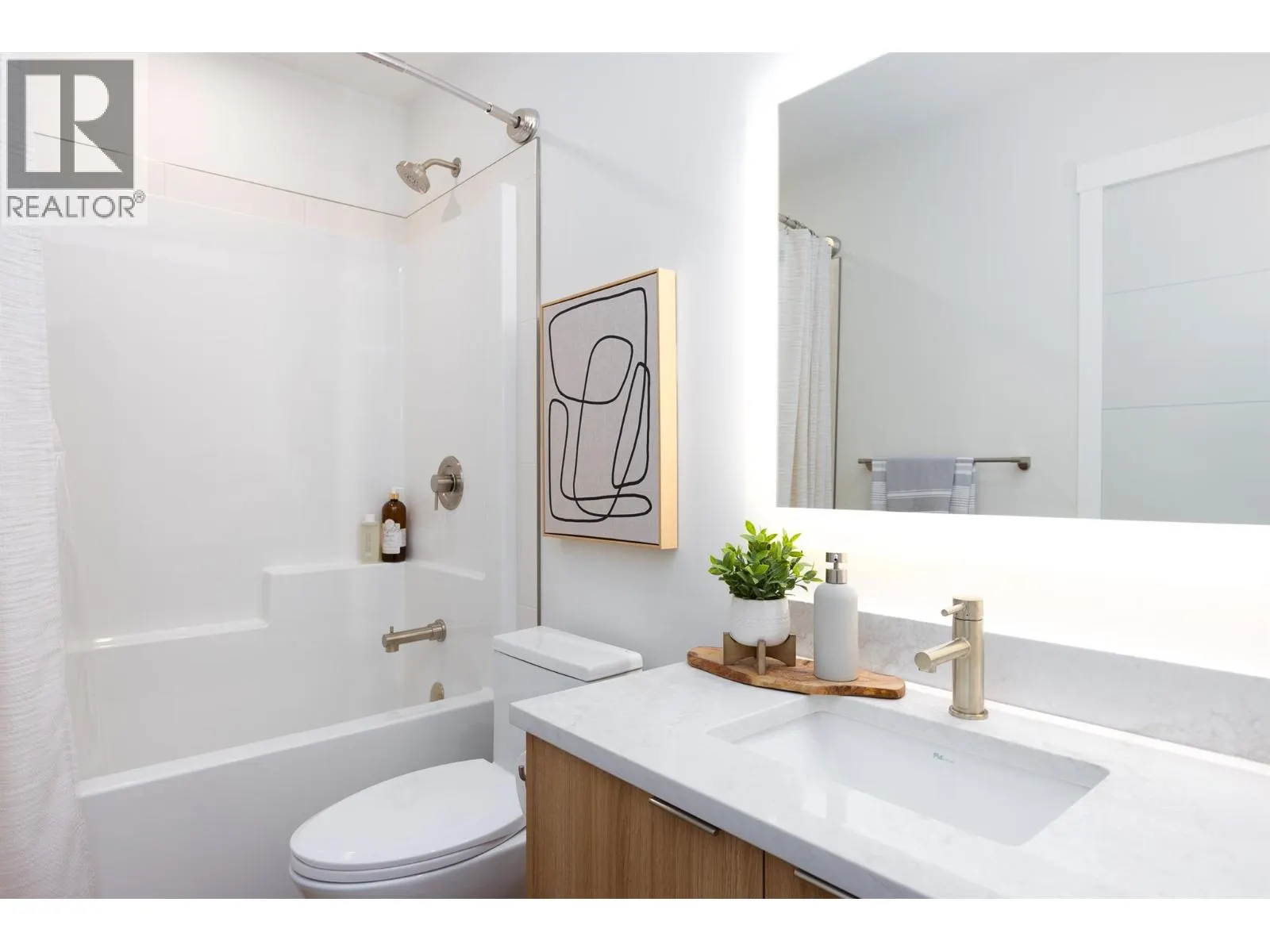 1281 Pridham Avenue Unit# 347