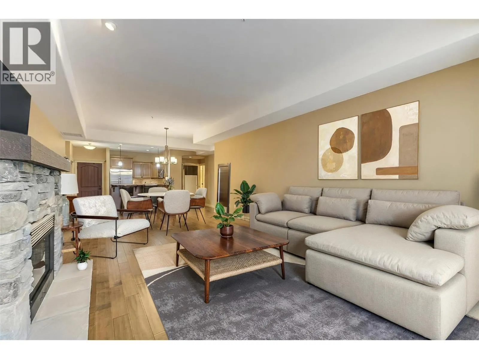 2760 Auburn Road Unit# 101