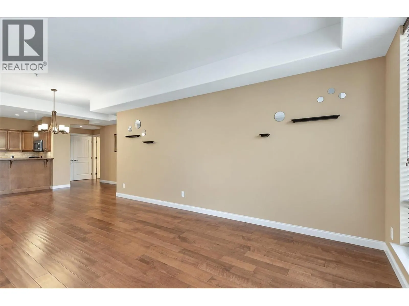 2760 Auburn Road Unit# 101
