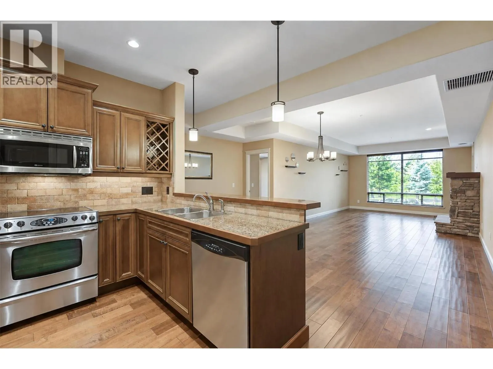 2760 Auburn Road Unit# 101