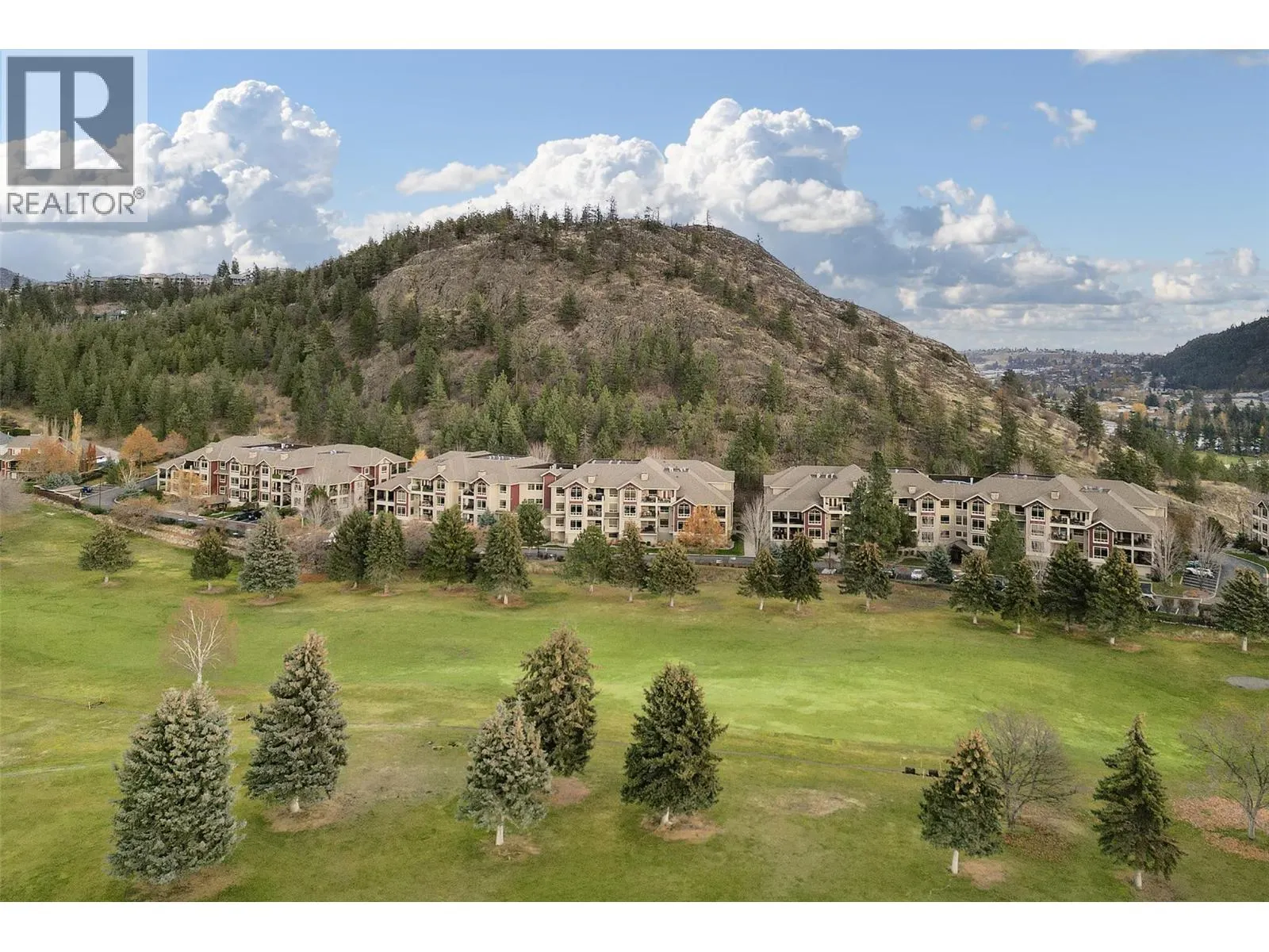 2760 Auburn Road Unit# 101