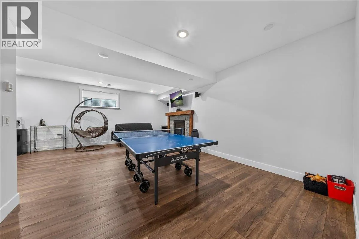 1878 FOXWOOD Trail