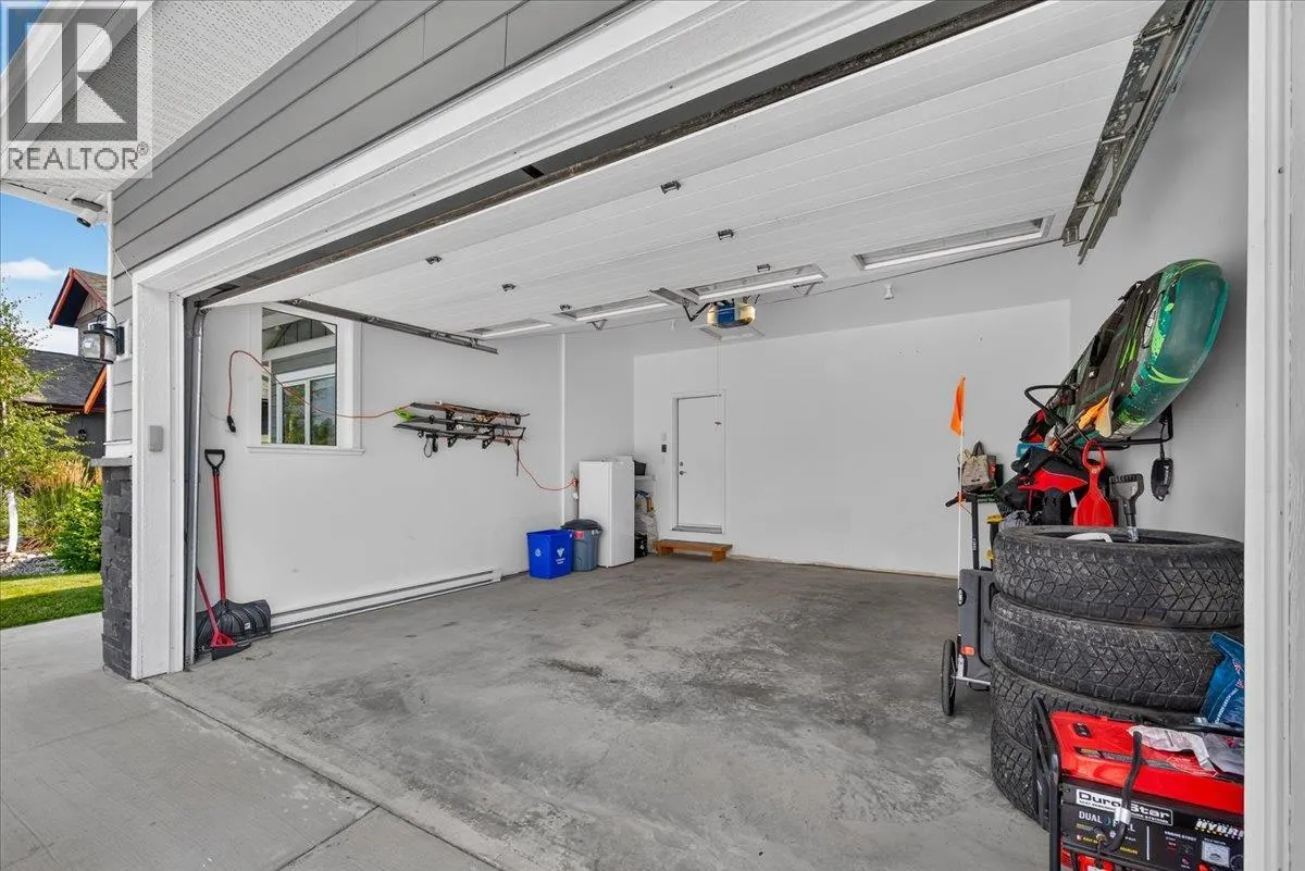 1878 FOXWOOD Trail