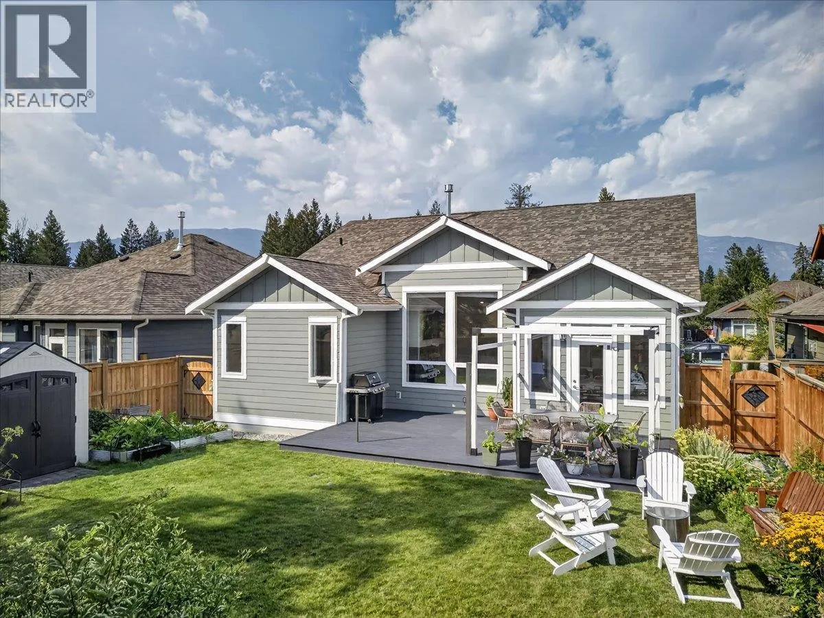 1878 FOXWOOD Trail