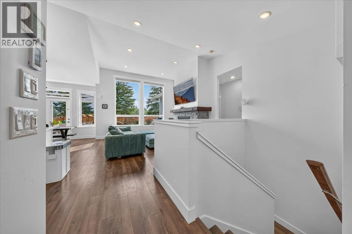 1878 FOXWOOD Trail