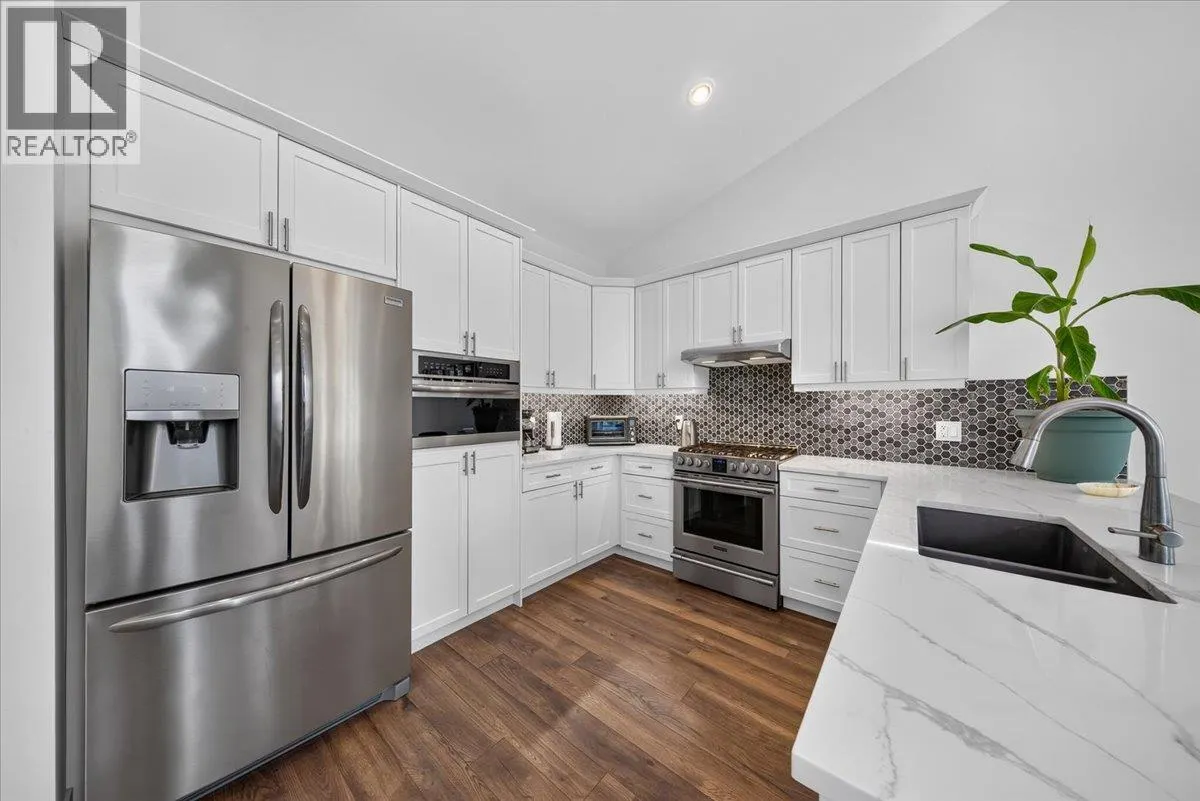 1878 FOXWOOD Trail