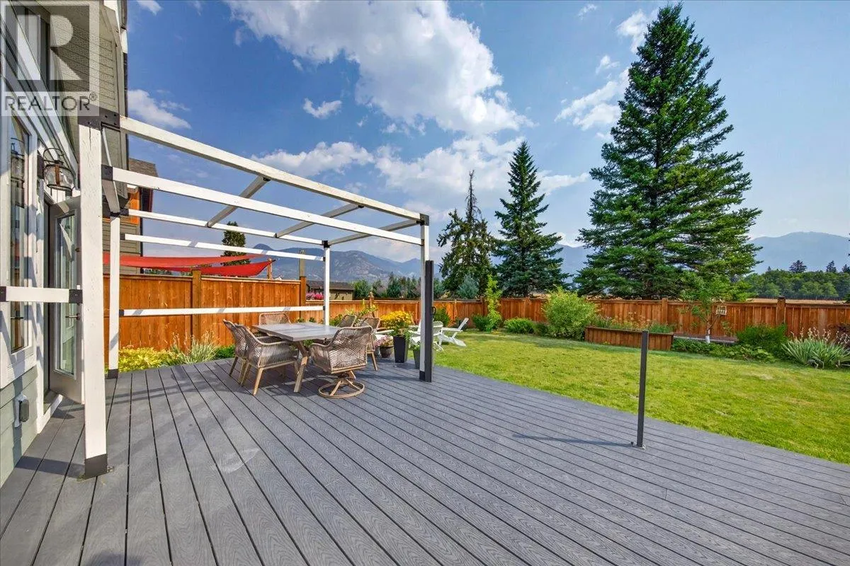 1878 FOXWOOD Trail