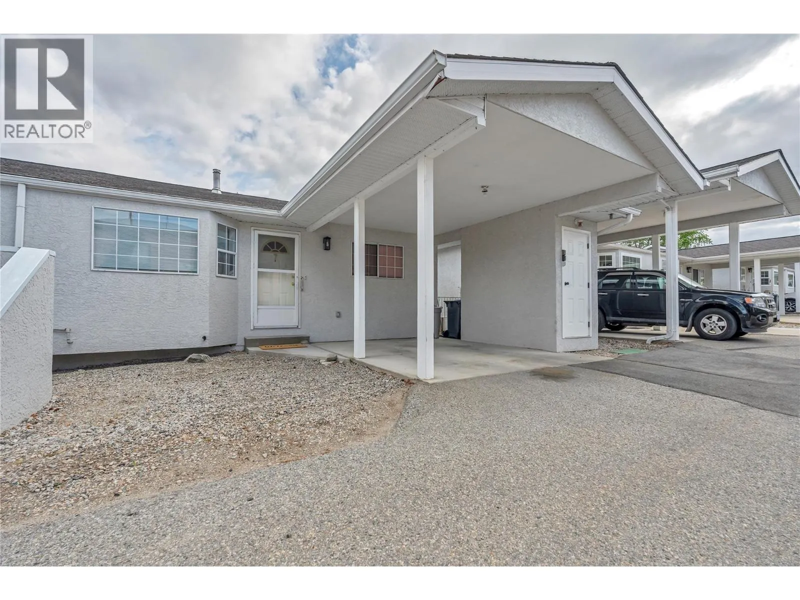 14615 Victoria Road Unit# 7