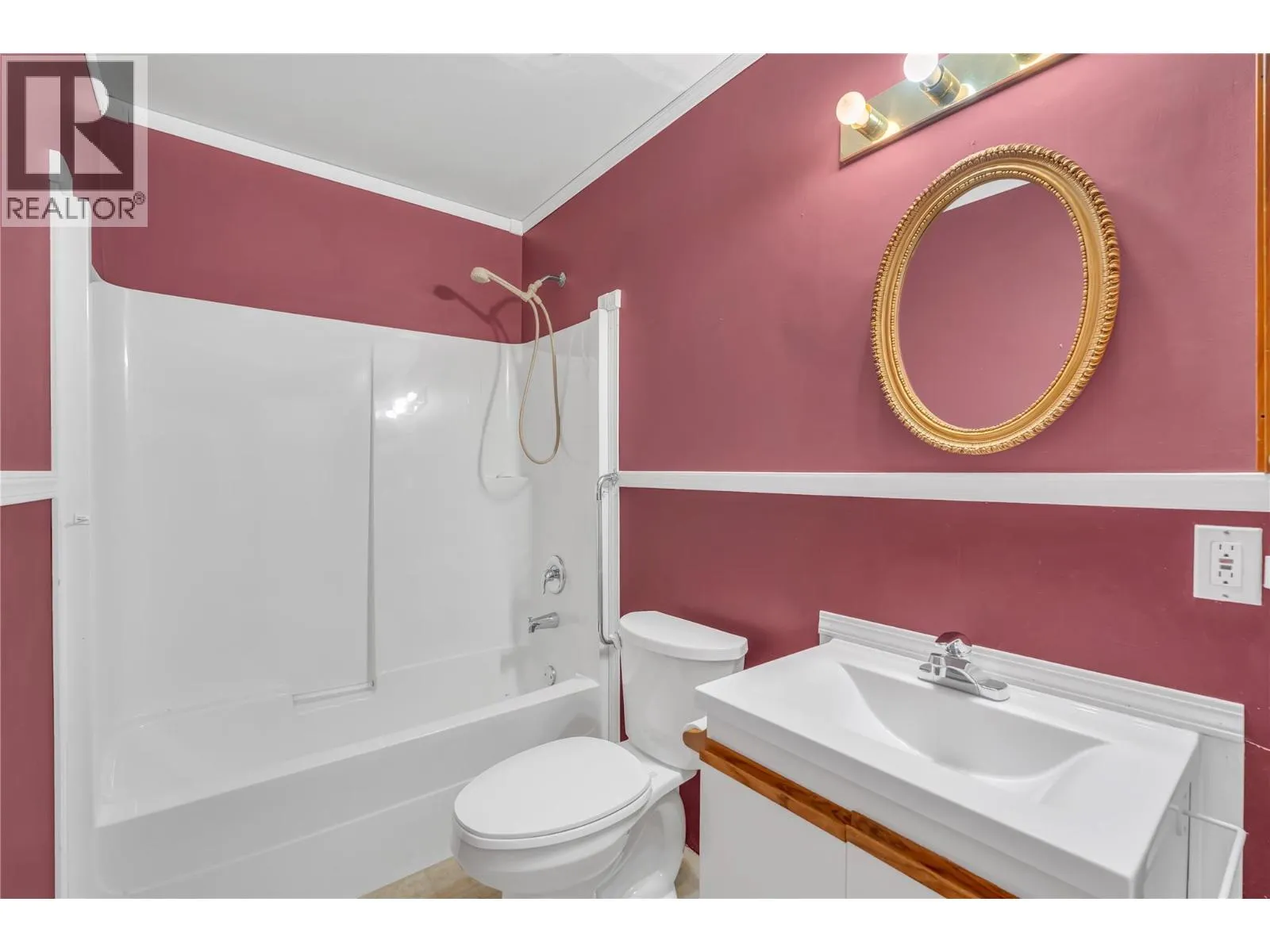 14615 Victoria Road Unit# 7