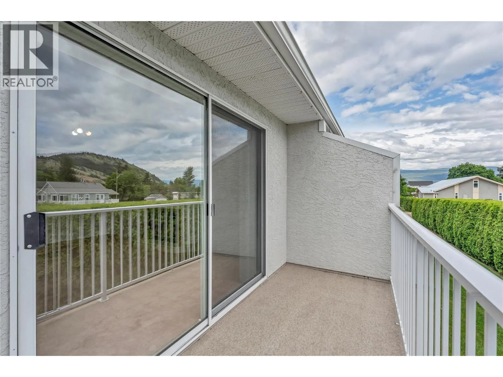 14615 Victoria Road Unit# 7