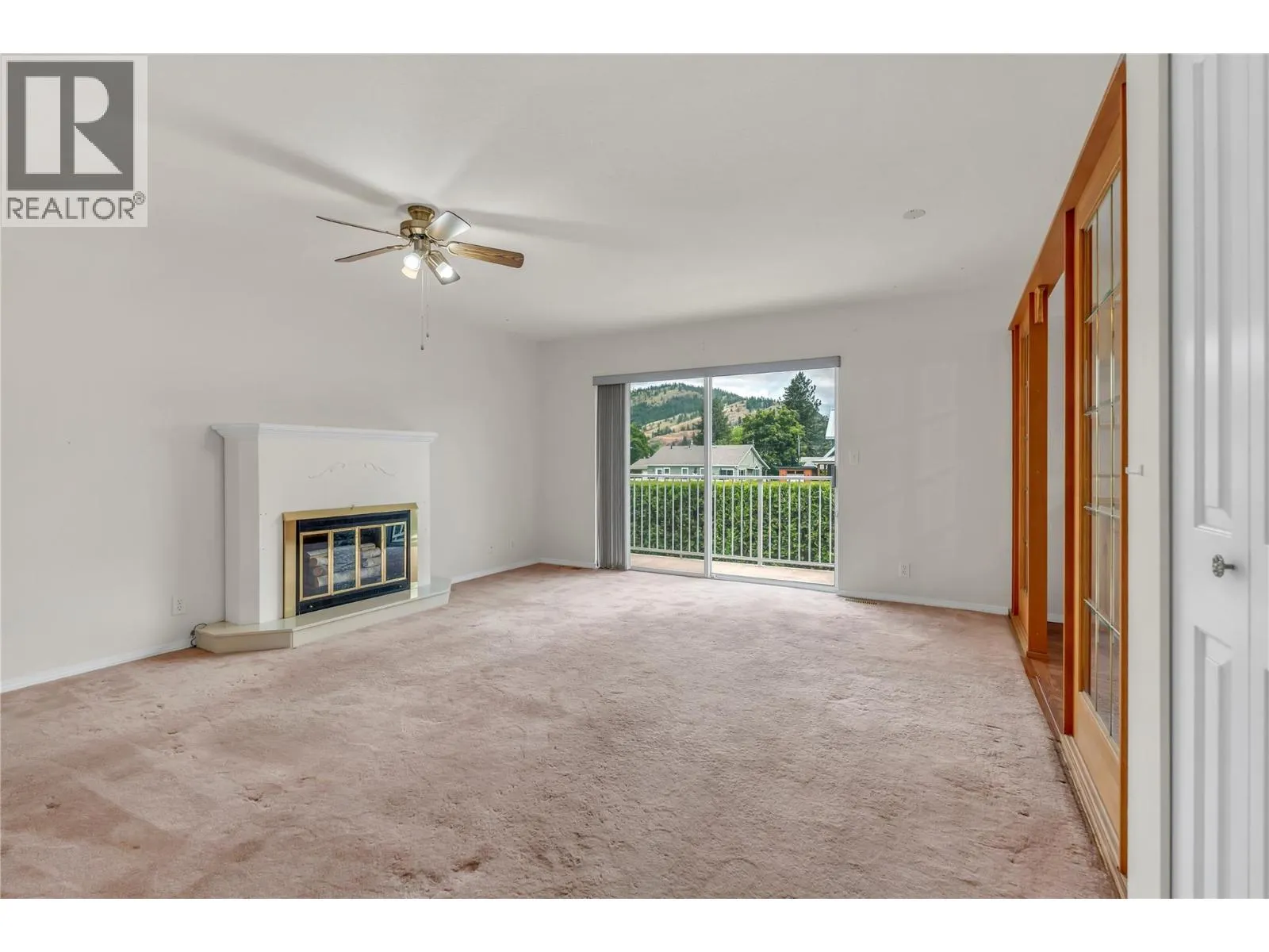 14615 Victoria Road Unit# 7