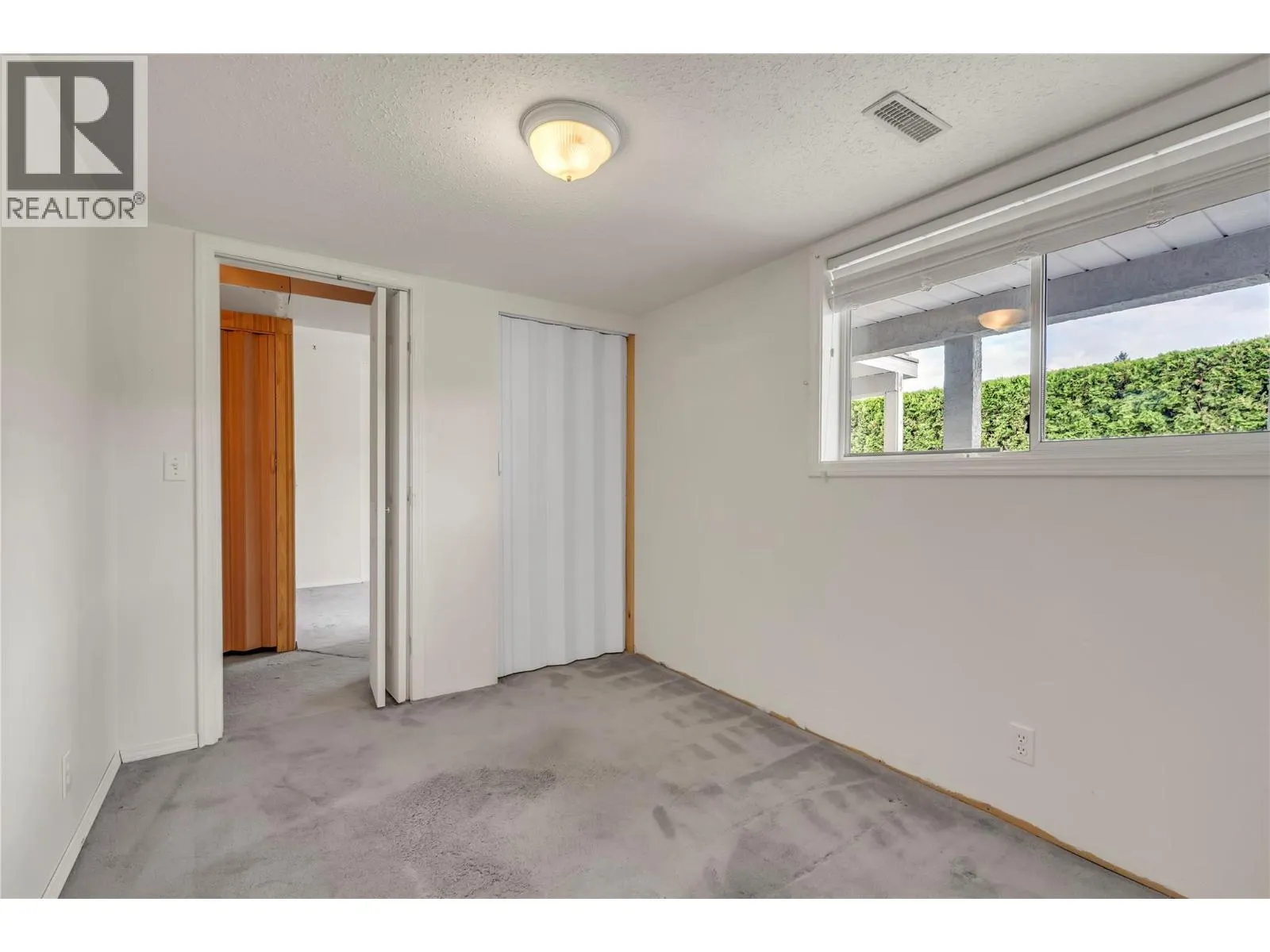 14615 Victoria Road Unit# 7
