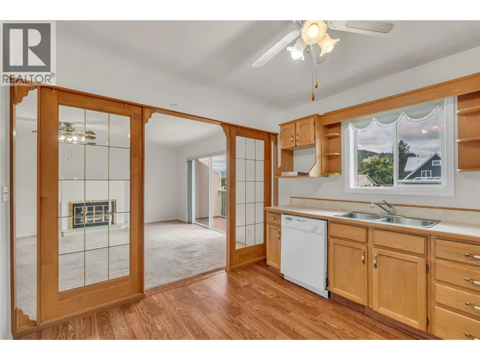 14615 Victoria Road Unit# 7