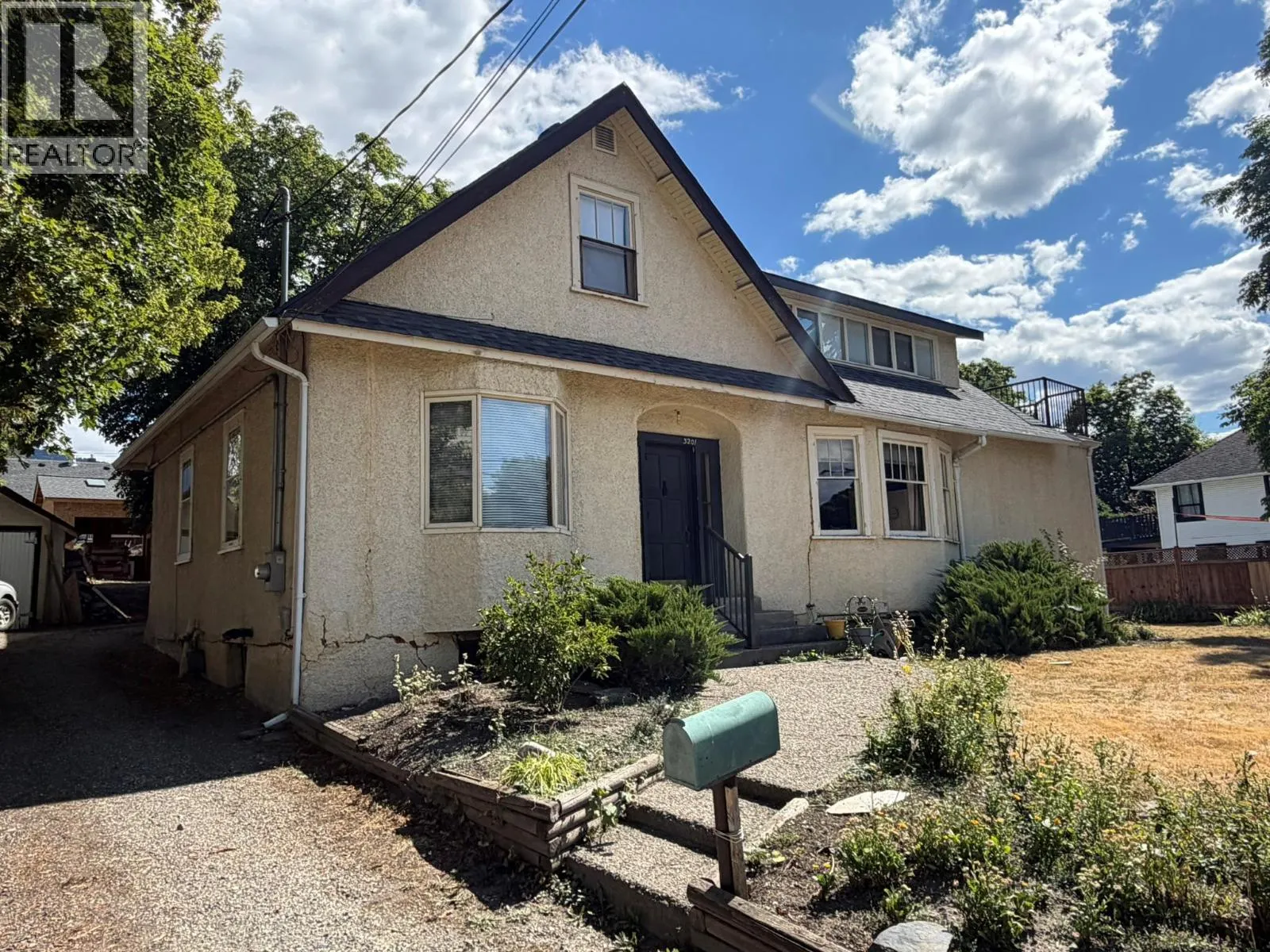 3201 19 Street