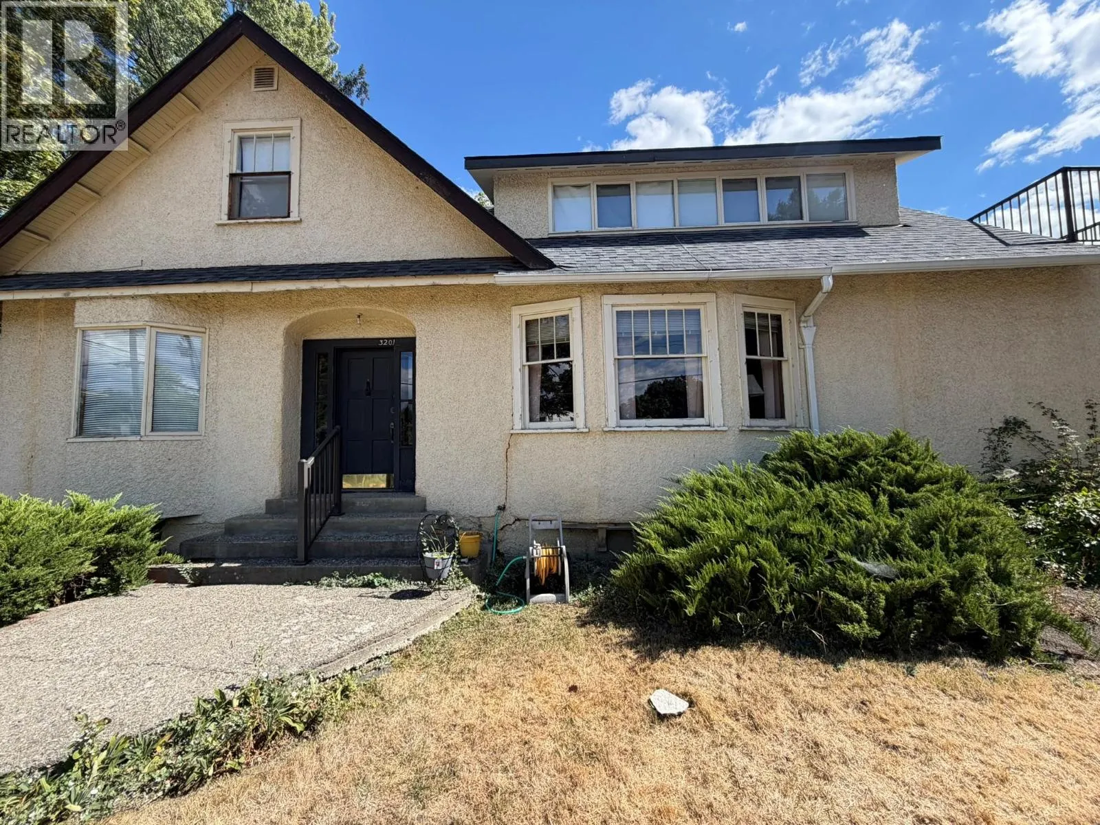 3201 19 Street