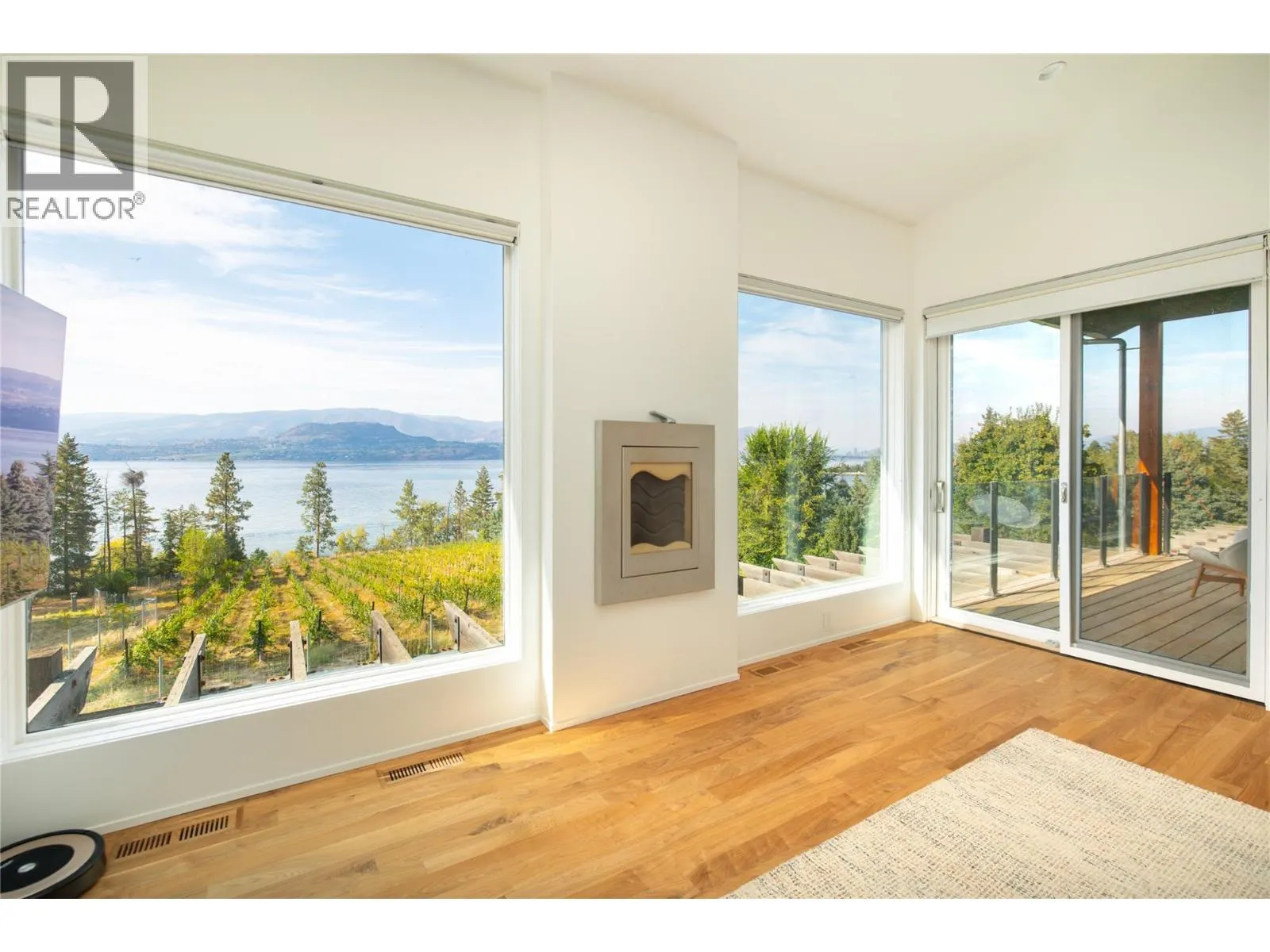 4840 LAKESHORE Road