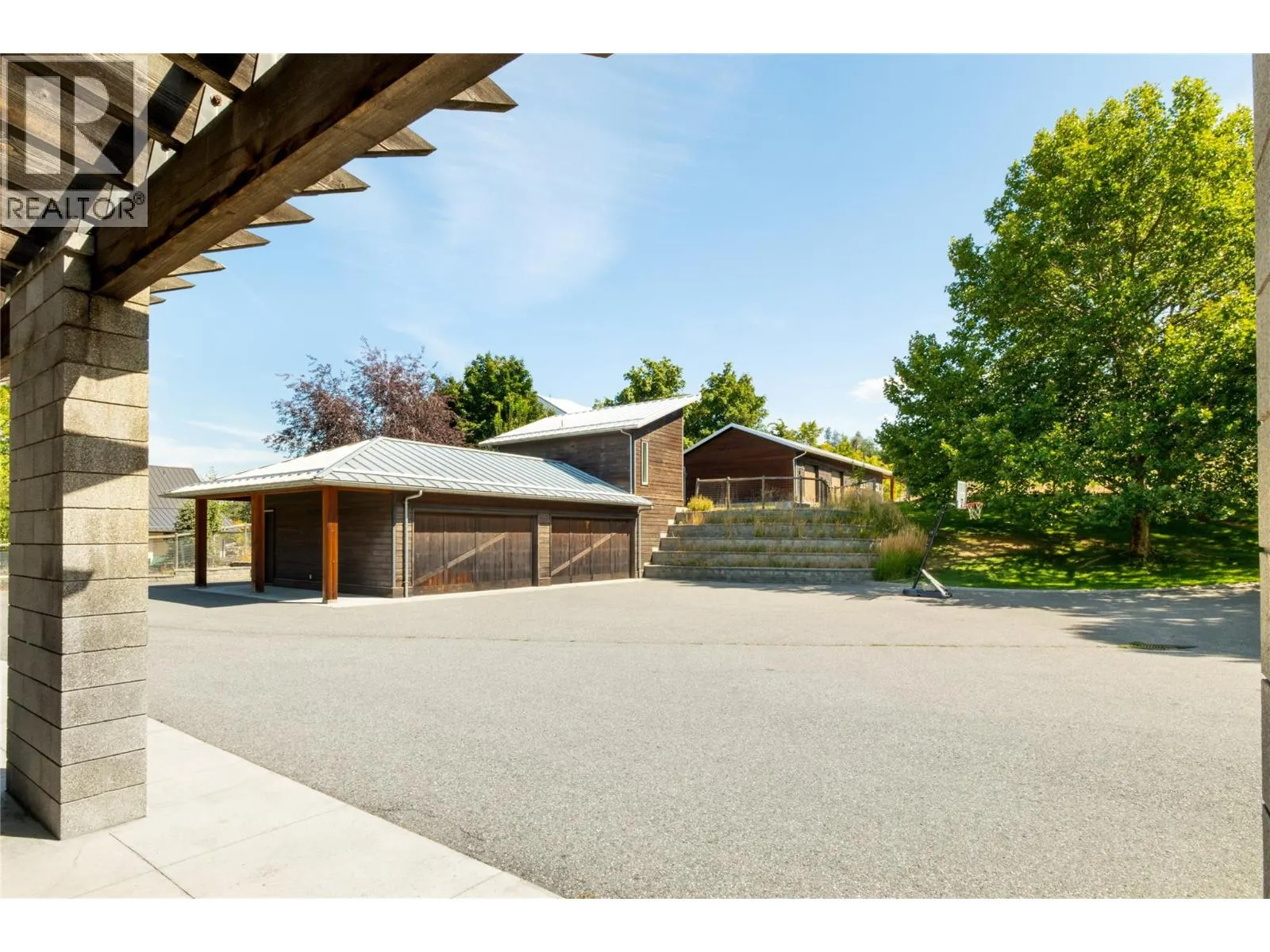 4840 LAKESHORE Road