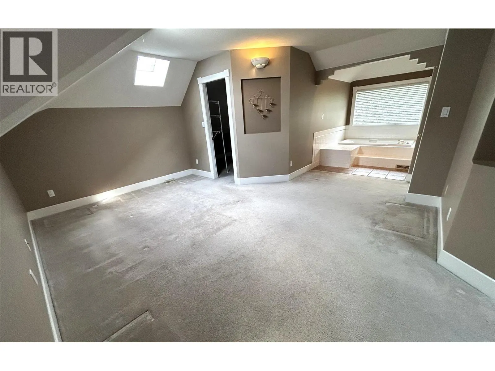 205 Merlin Court