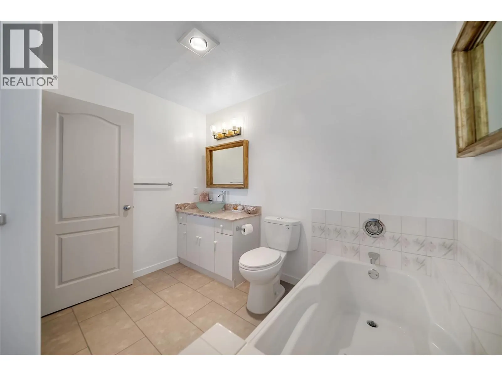 11905 Quail Ridge Place