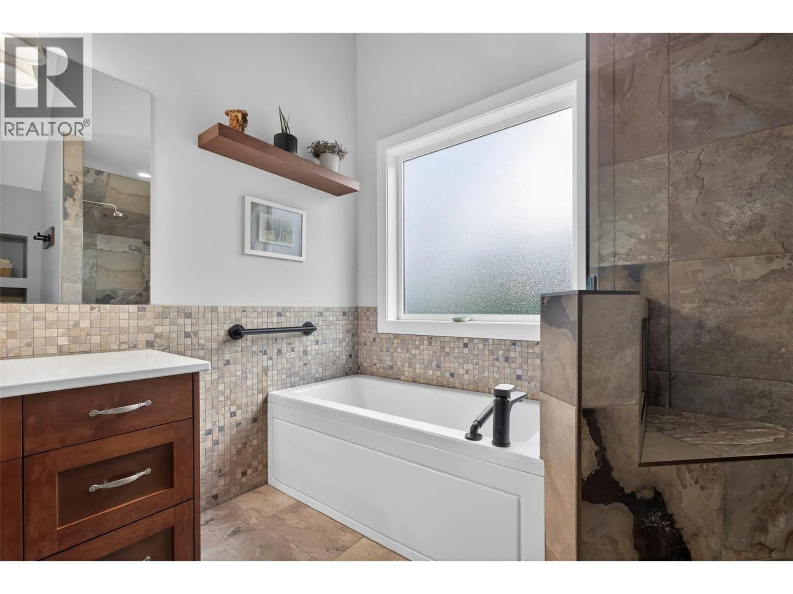 2478 Stone Grove Crescent