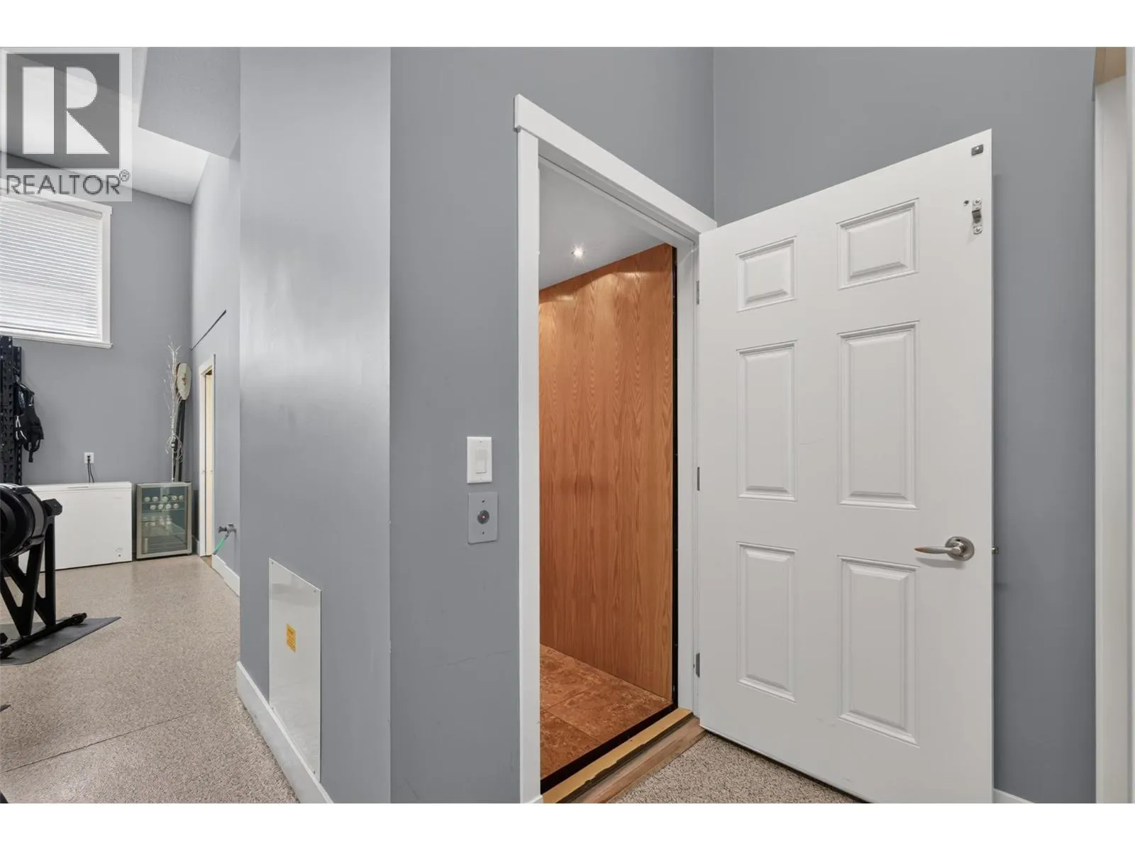 3359 Cougar Road Unit# 9