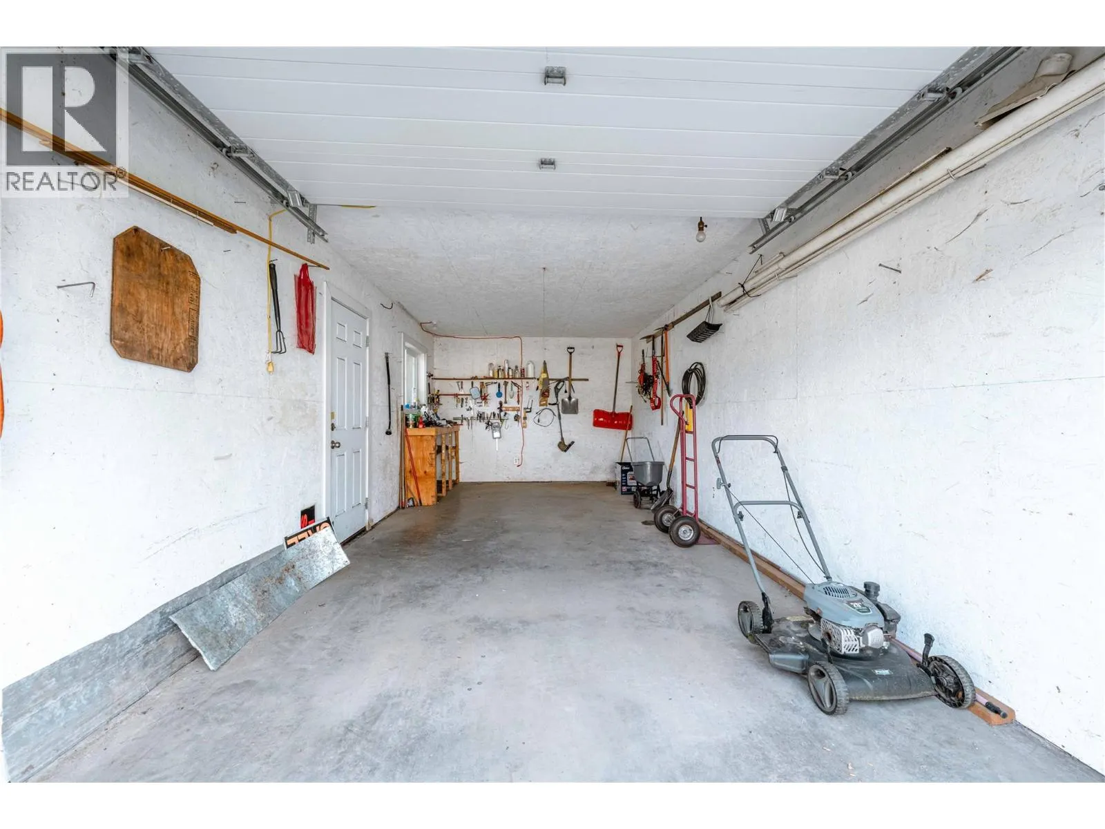 514 Fourth Street E