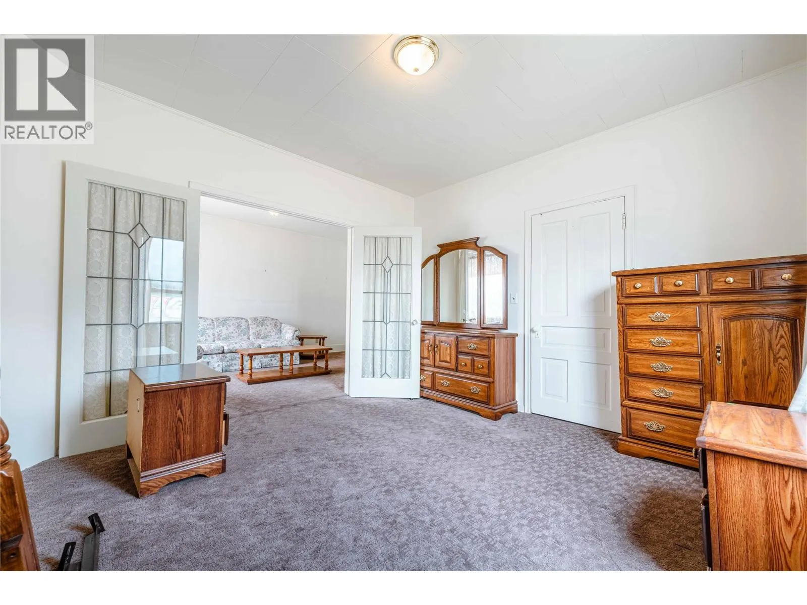 514 Fourth Street E