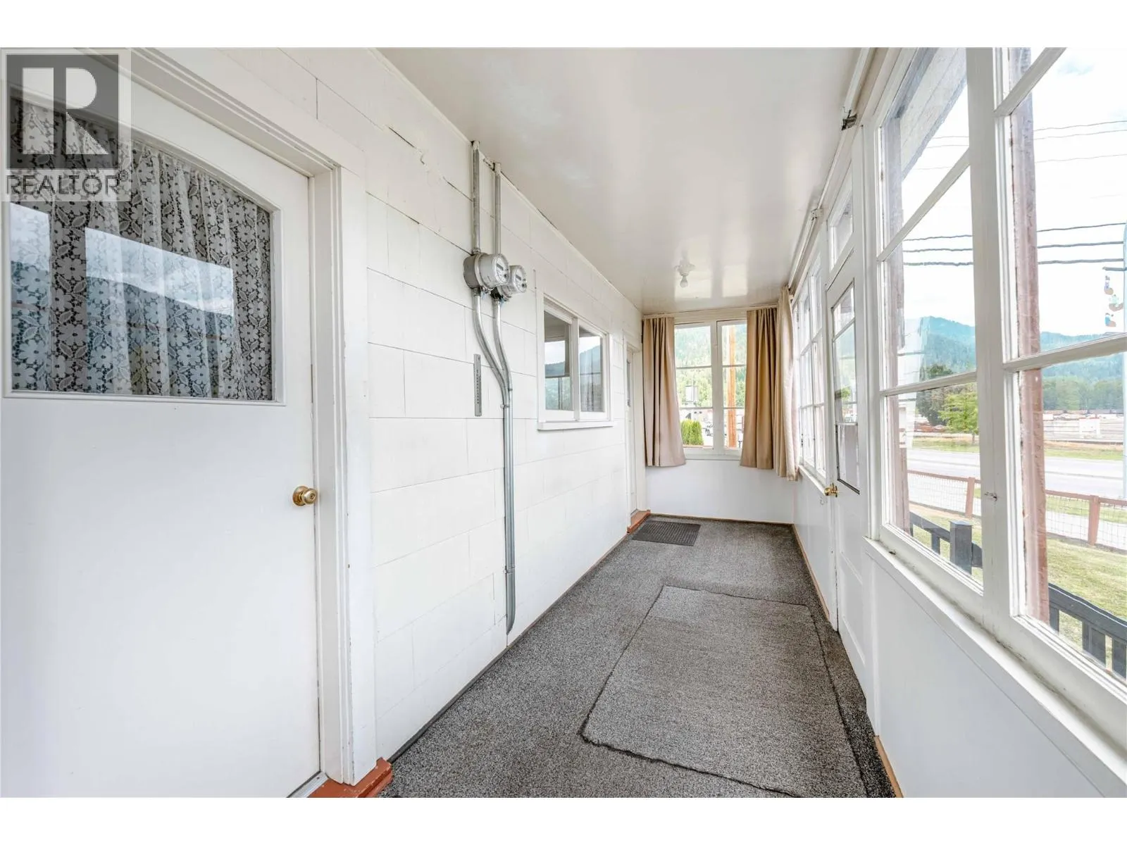 514 Fourth Street E