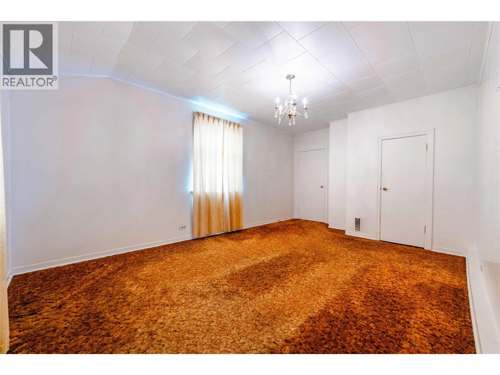 514 Fourth Street E