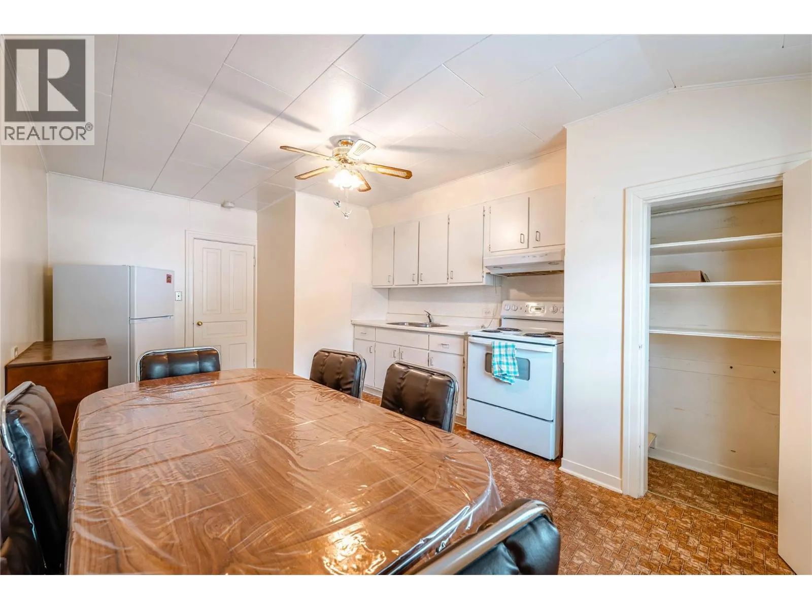 514 Fourth Street E