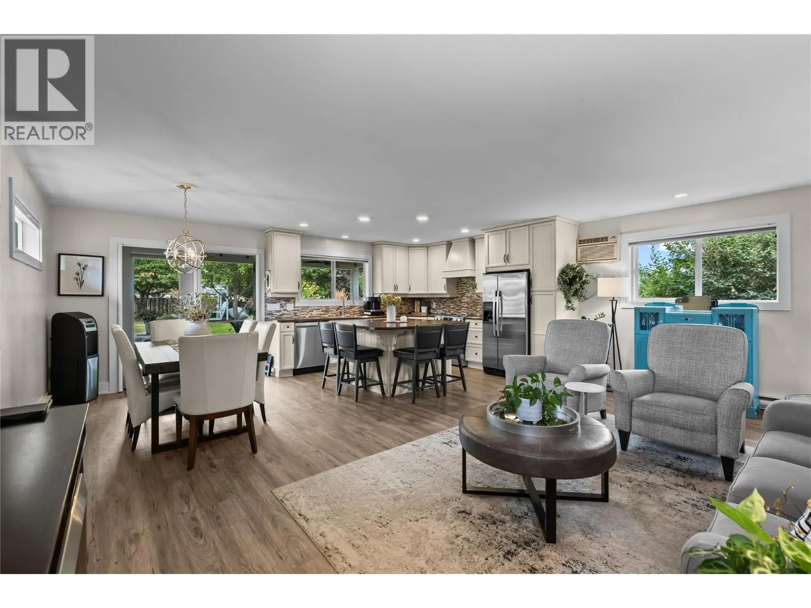 910 Westbrook Drive