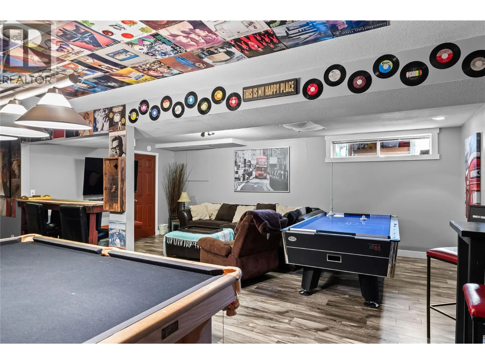 910 Westbrook Drive