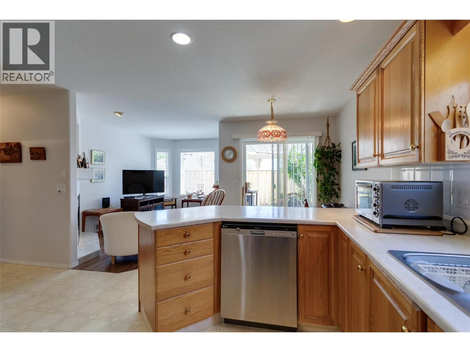 2250 Louie Drive Unit# 102
