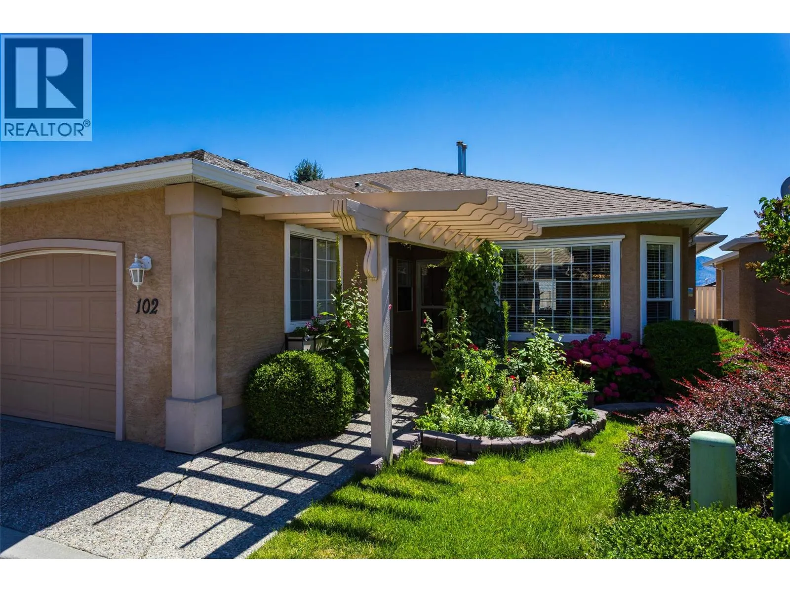 2250 Louie Drive Unit# 102