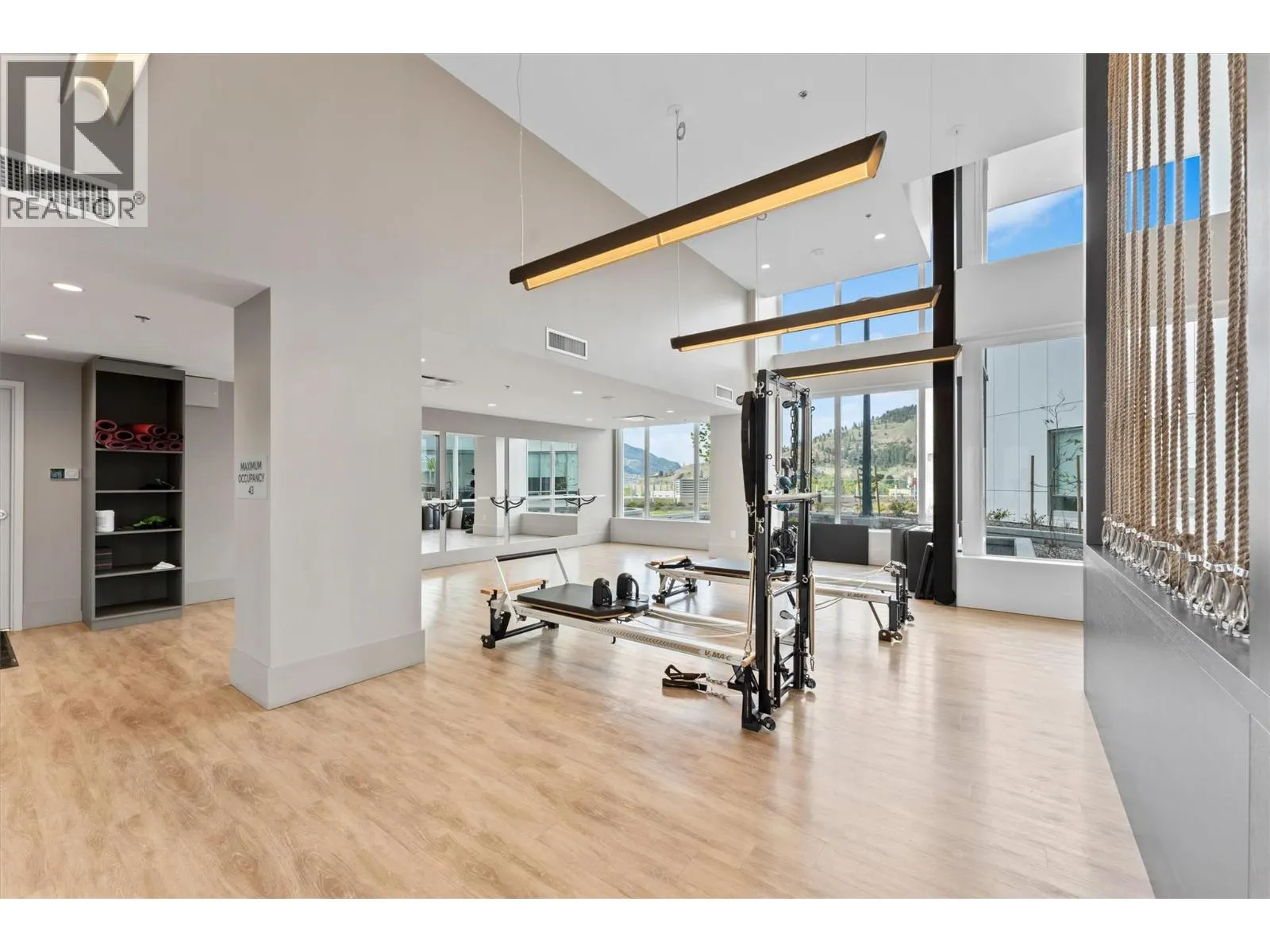 1181 Sunset Drive Unit# 807