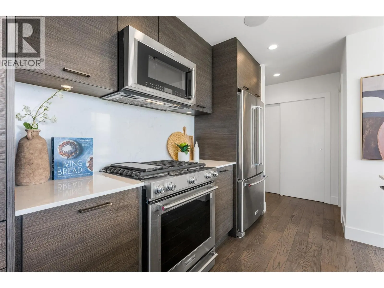 1181 Sunset Drive Unit# 807