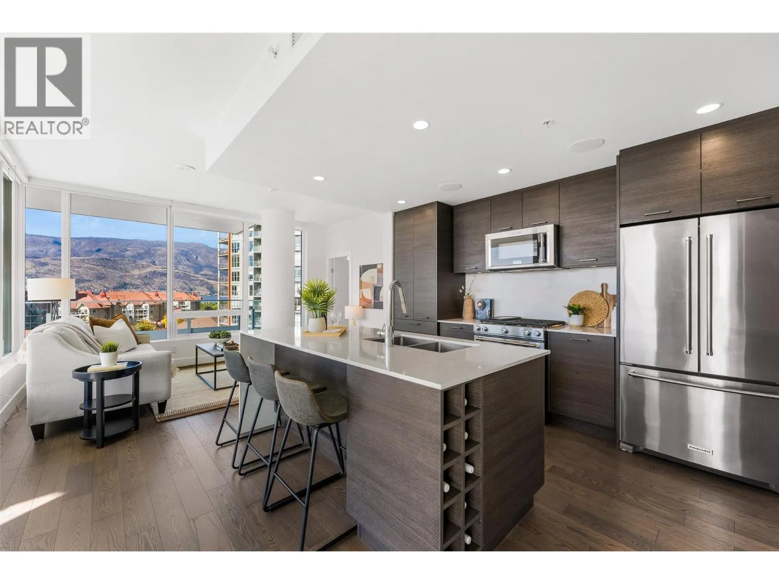 1181 Sunset Drive Unit# 807