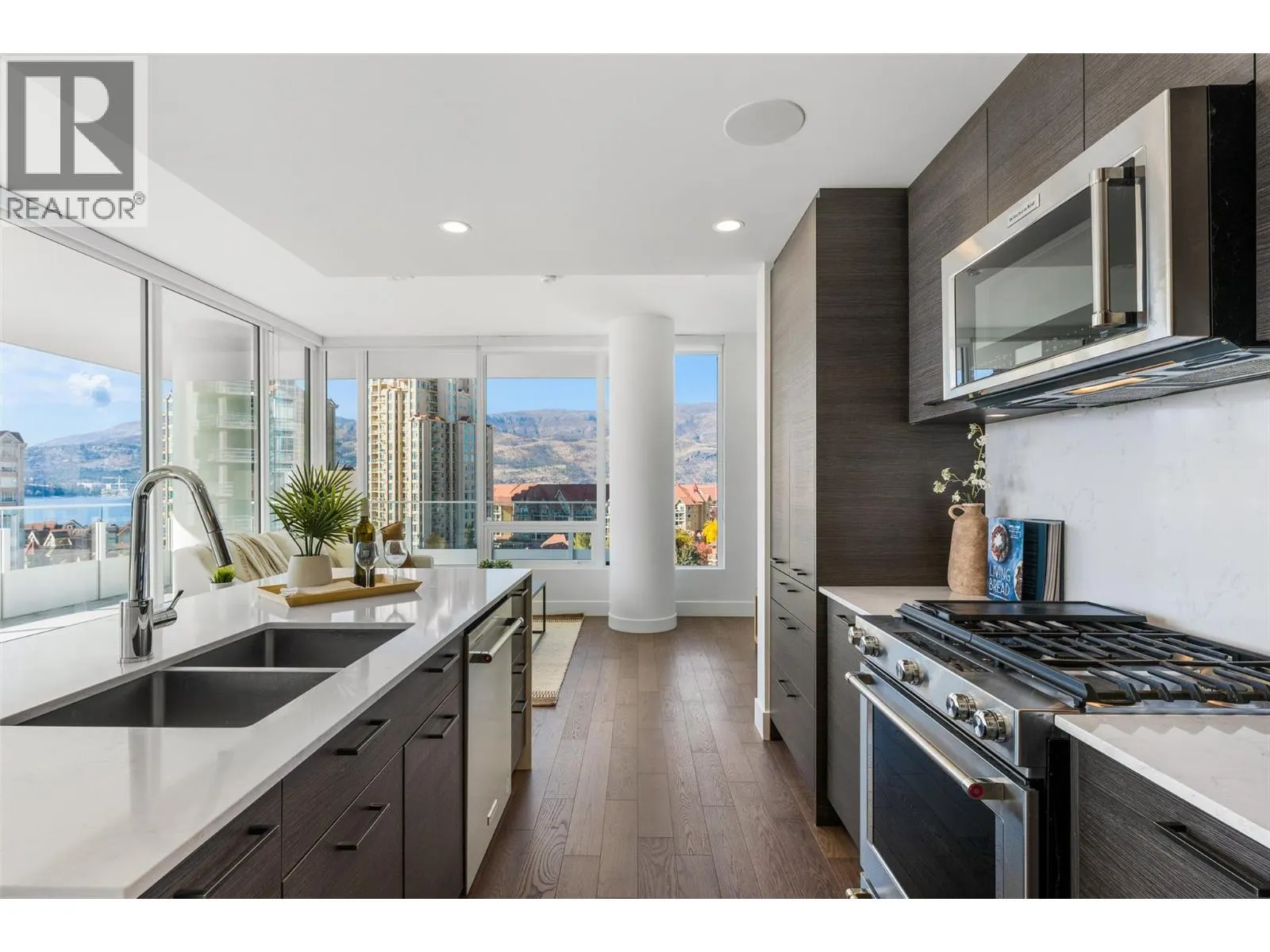 1181 Sunset Drive Unit# 807
