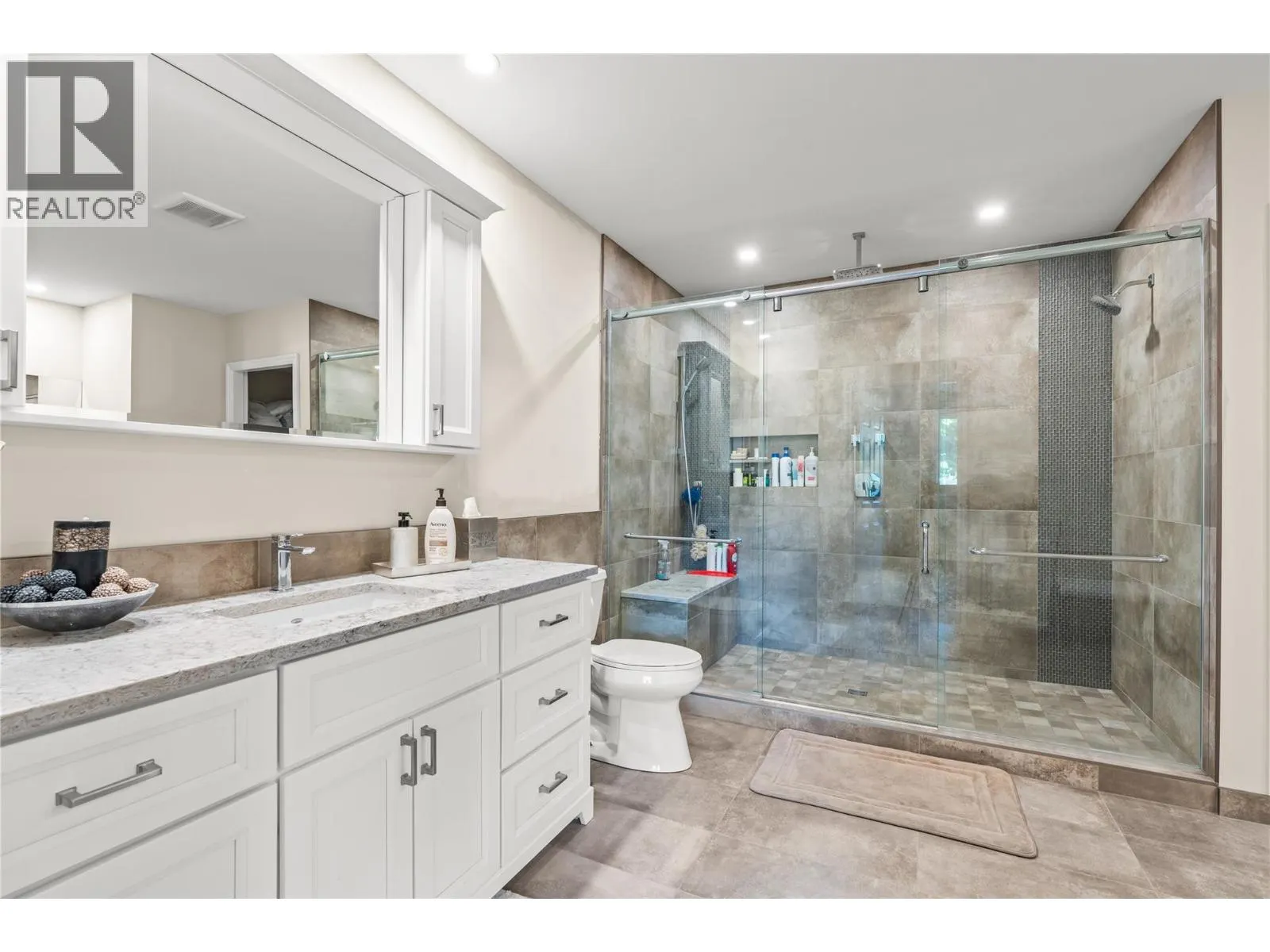 8104 Kalavista Drive