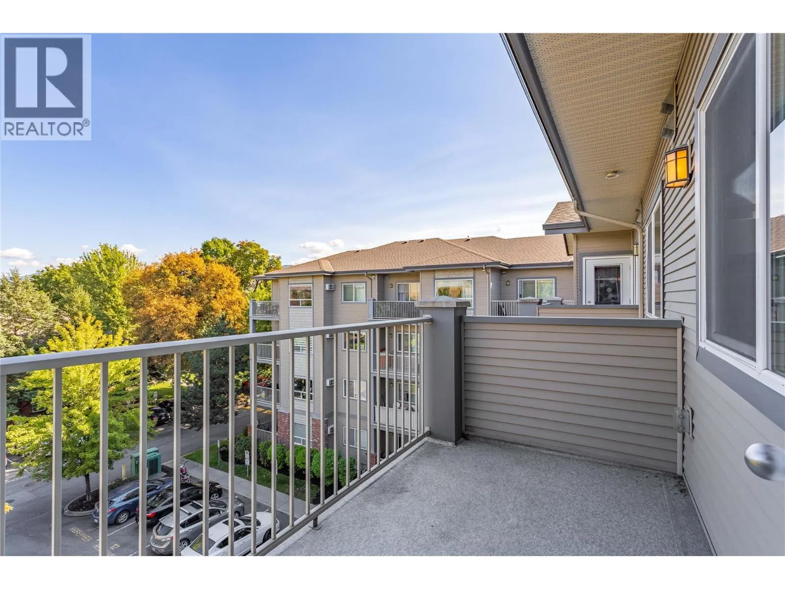 770 Rutland Road N Unit# 401