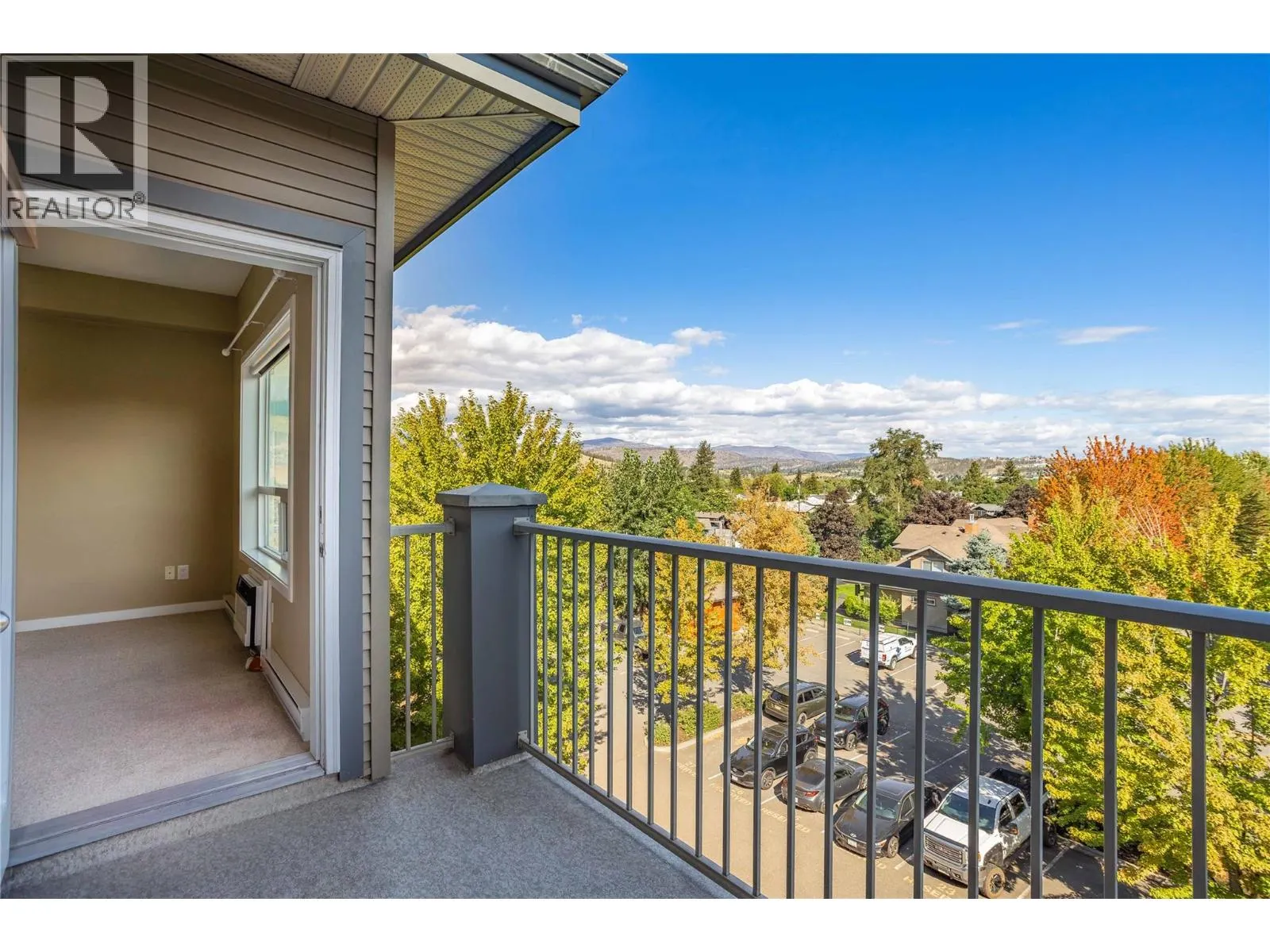 770 Rutland Road N Unit# 401