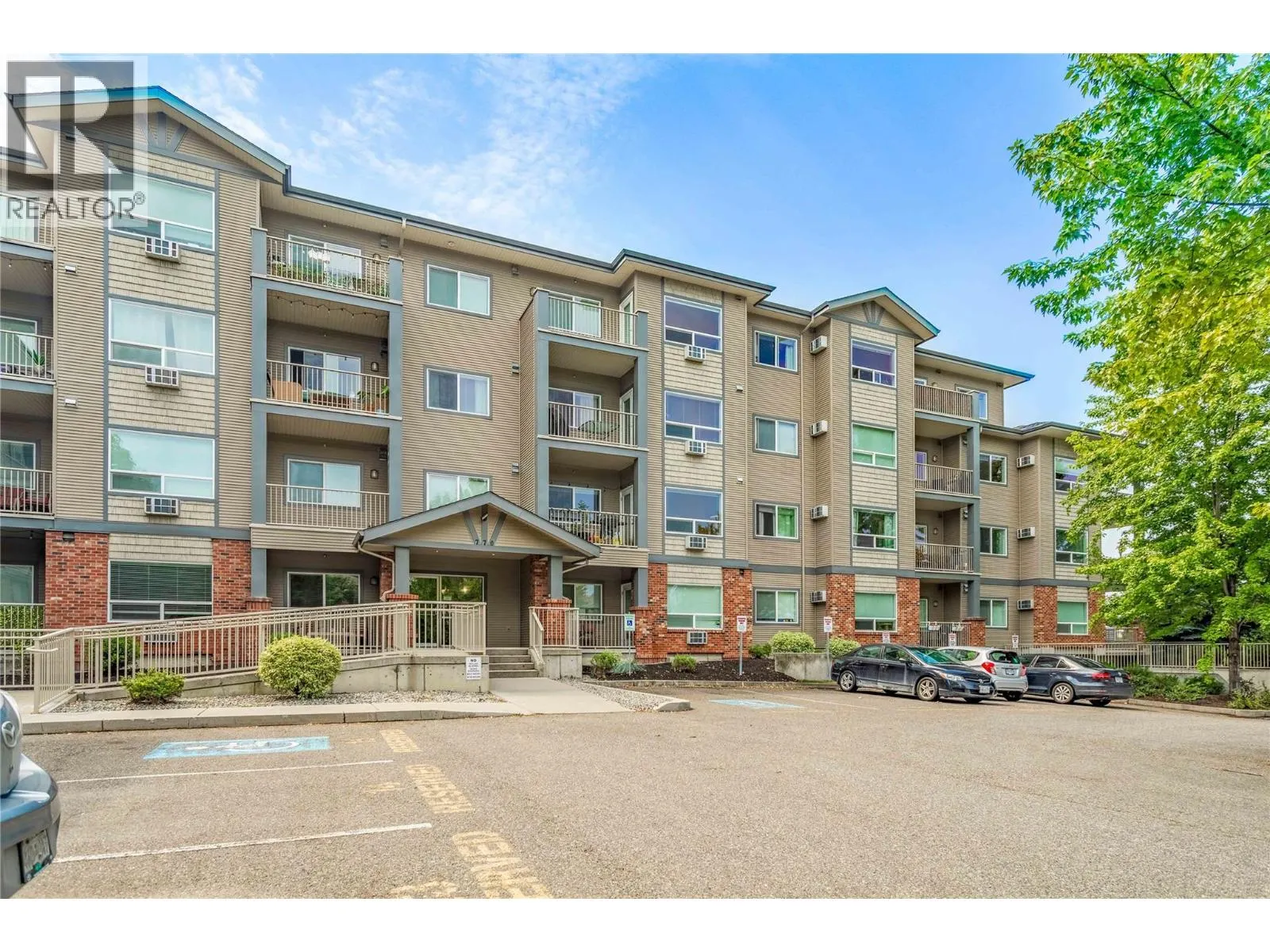 770 Rutland Road N Unit# 401