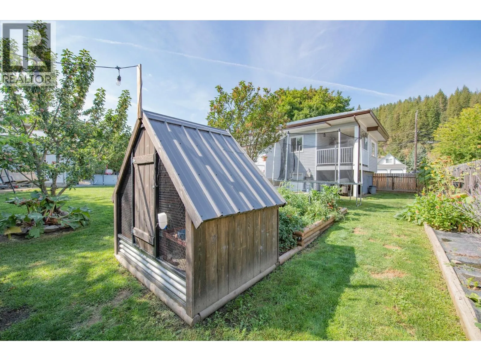 106 West Enderby Road