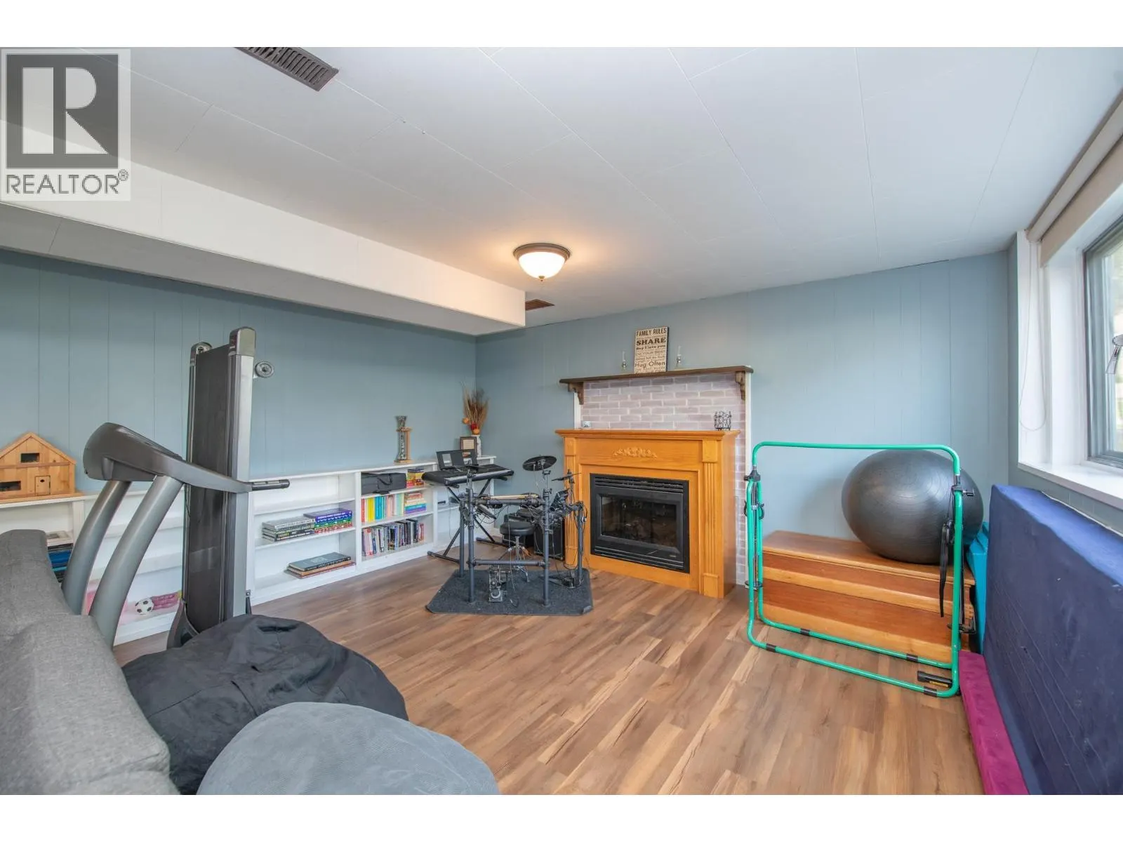 106 West Enderby Road