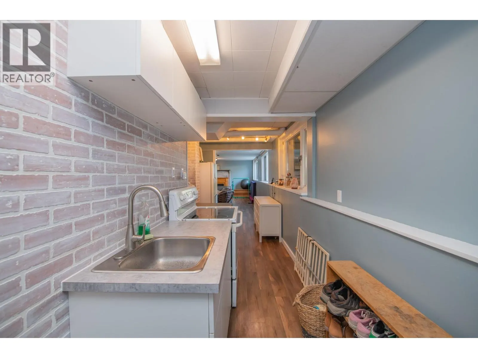 106 West Enderby Road